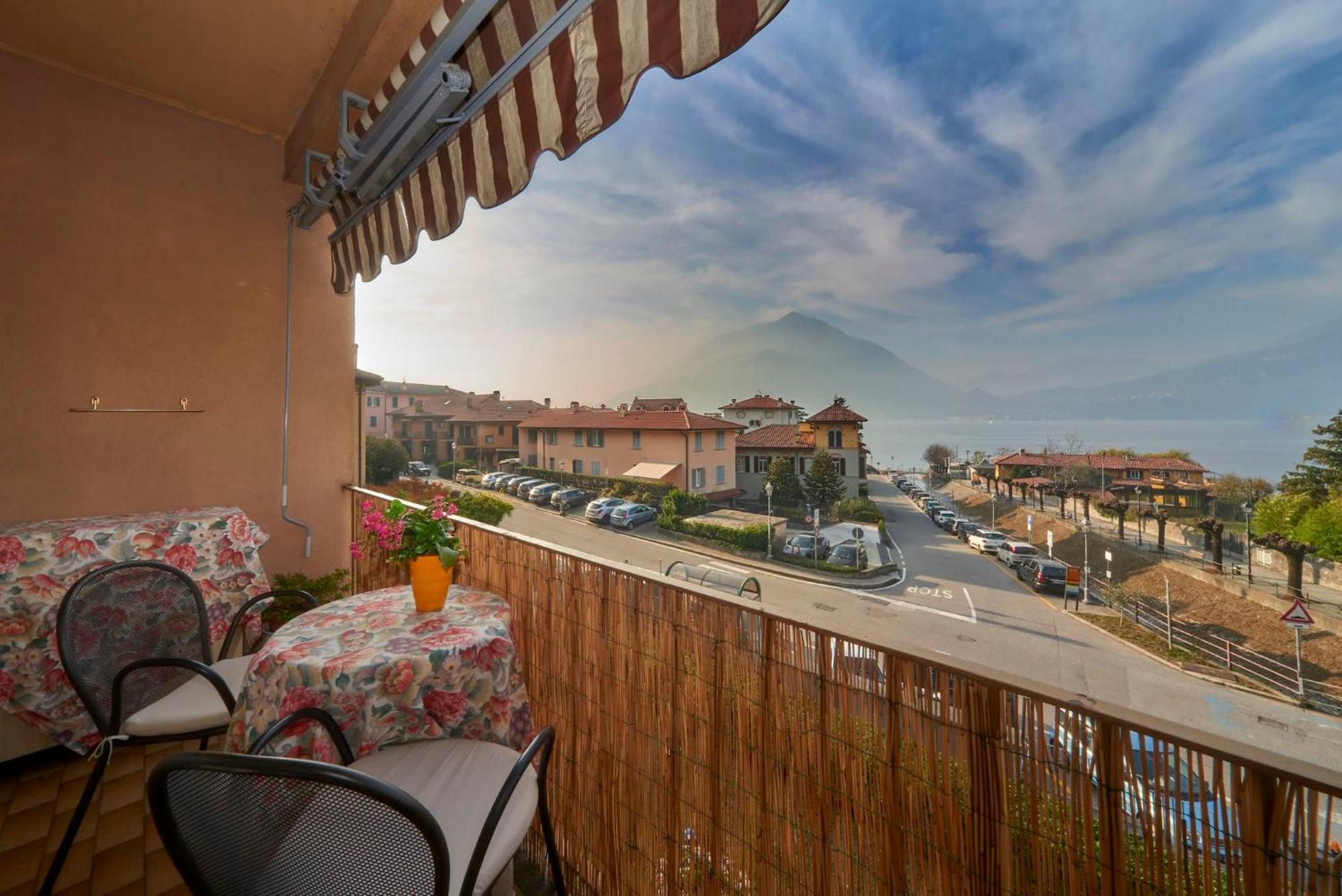 Bed and Breakfast Tosca House 2 Varenna Exterior foto