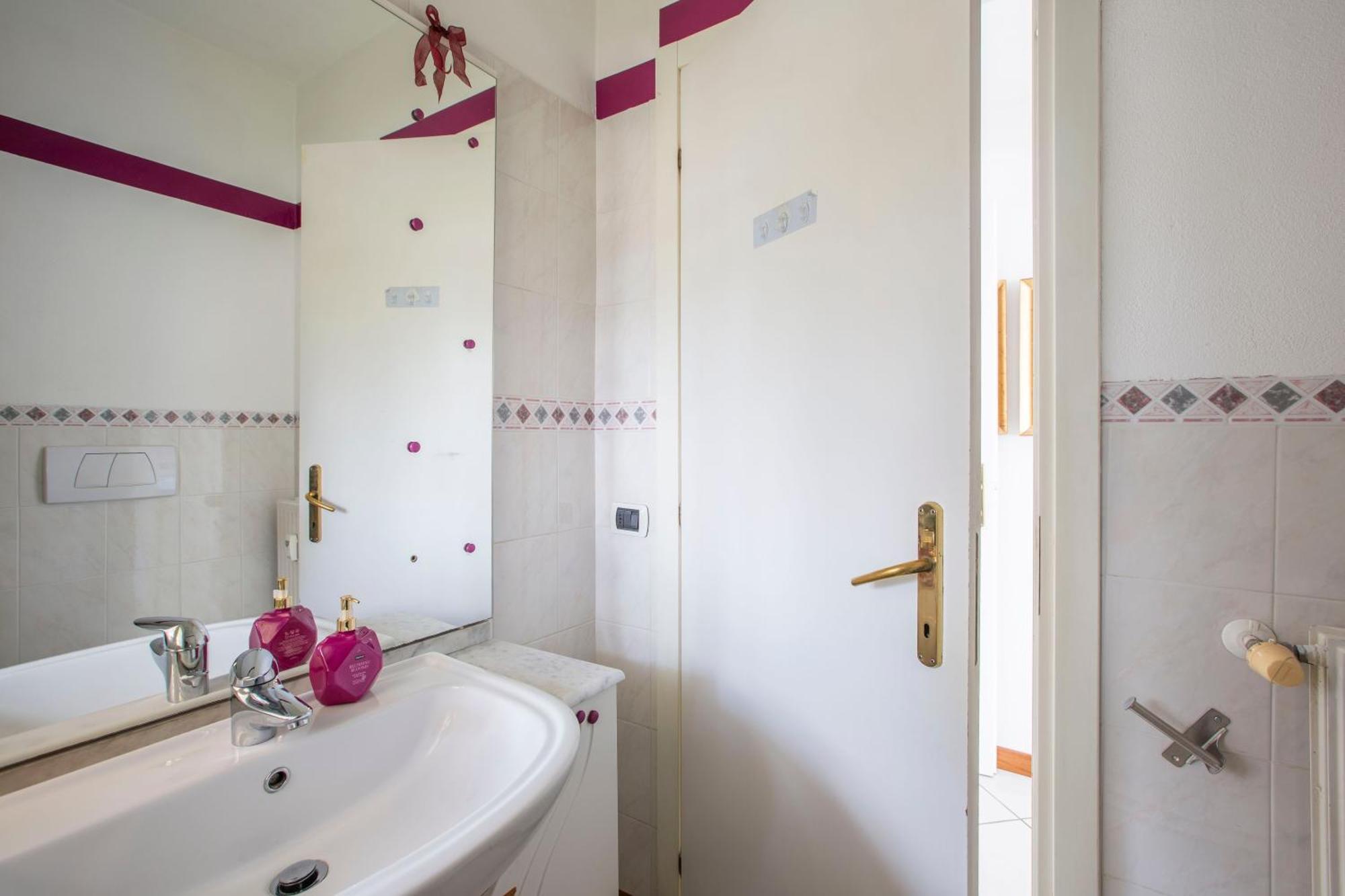 Bed and Breakfast Tosca House 2 Varenna Exterior foto